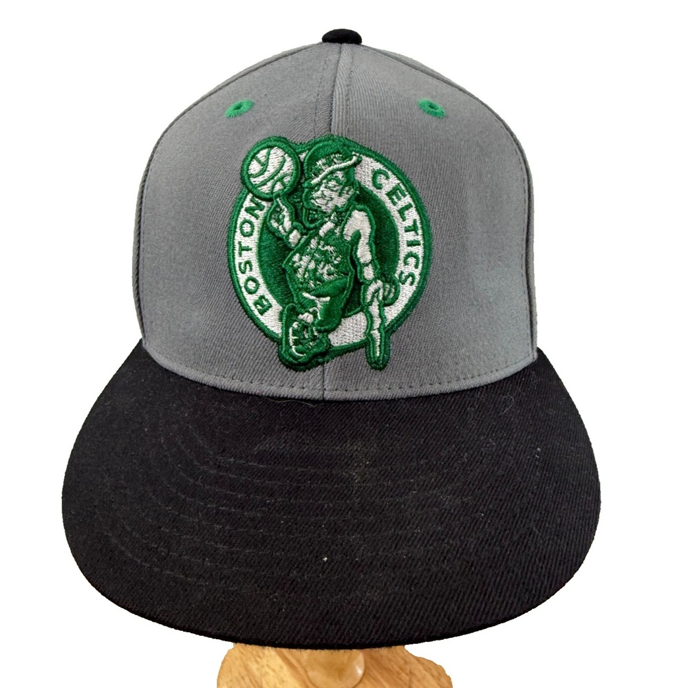 Adidas Boston Celtics NBA Hat Grey Black Flat Brim 210 Fitted L / XL NEW
